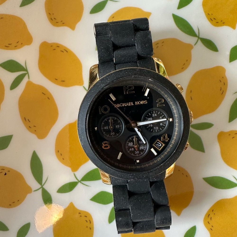 Michael Kors Runway women’s watch - Picture 2 of 9